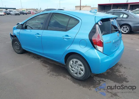 2016 Toyota Prius C Four/One/Persona Series/Three/Two из США, поврежденный, VIN JTDKDTB32G1133482